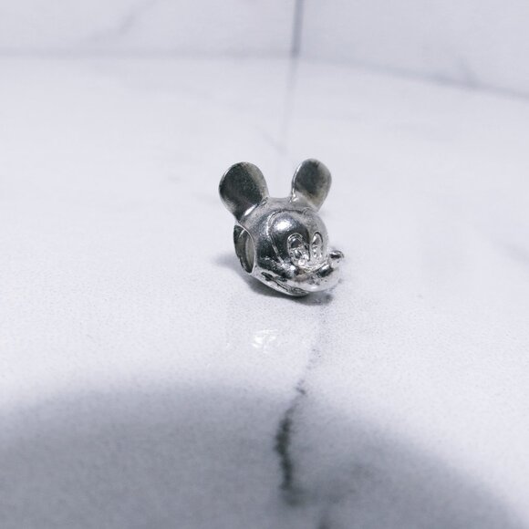 Mickey Mouse Solid Sterling Silver Traditional Slider Bracelet Charm - Picture 3 of 4